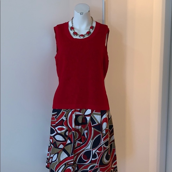 Jones New York knit sleeveless Top - Picture 1 of 6